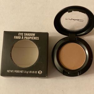 Mac Cosmatic makeup Eye shadow soba color